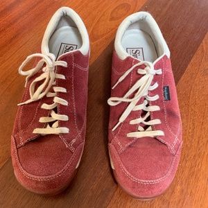 Simple Sugar Red Suede Sneaker - 9